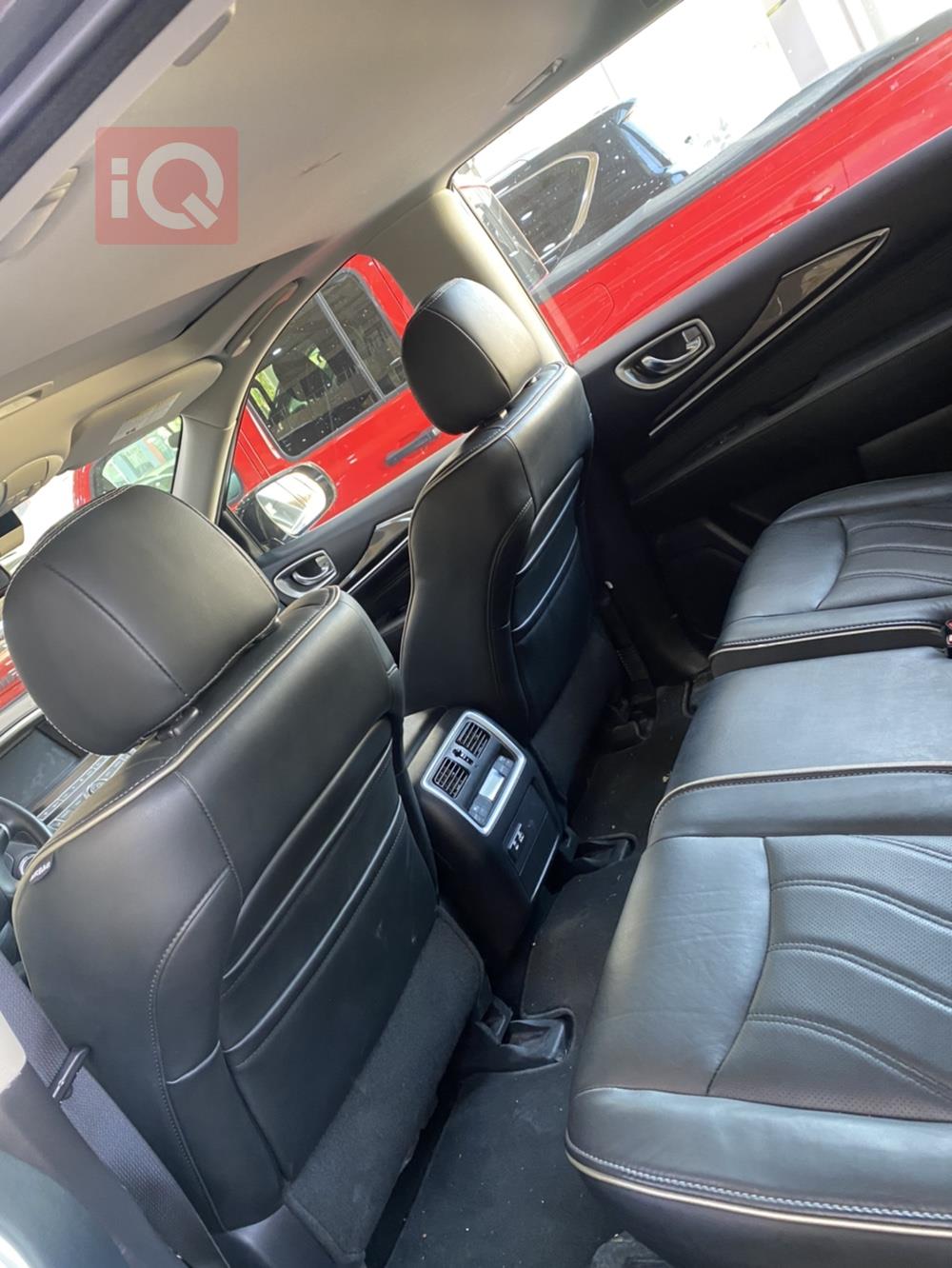 Infiniti QX60